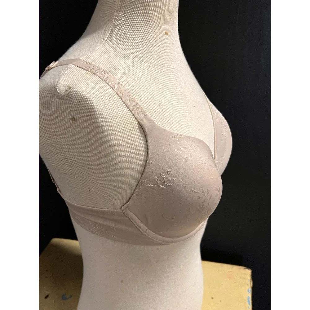 Vanity Fair Women's Ego Boost Push‎ Up Bra 34D Sweet Cream